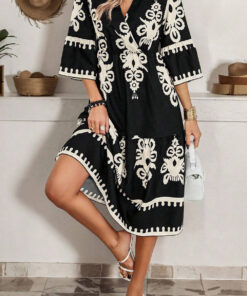 Alternative view of Black Western Geometric Print 3/4 Sleeve Loose Midi Dress