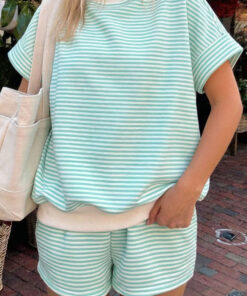 Green Stripe Cuffed Sleeve Contrast Mock Neck Tee Casual 2pcs Short Set