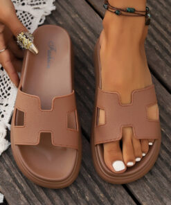 Chestnut Cutout Design Open Toe Platform Slippers (Run Small, Size Up)